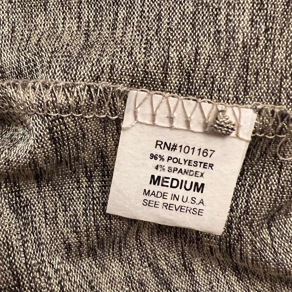 Kim & Cami silver shimmery top tie front medium new with partial tag - Picture 6 of 7